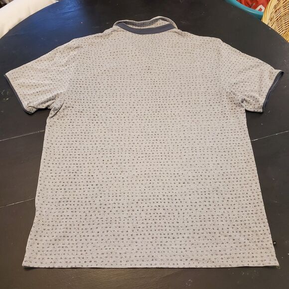 Travis Mathews Mens L Polo Shirt Blue Gray Dots Golf Summer Casual Preppy - Picture 3 of 4